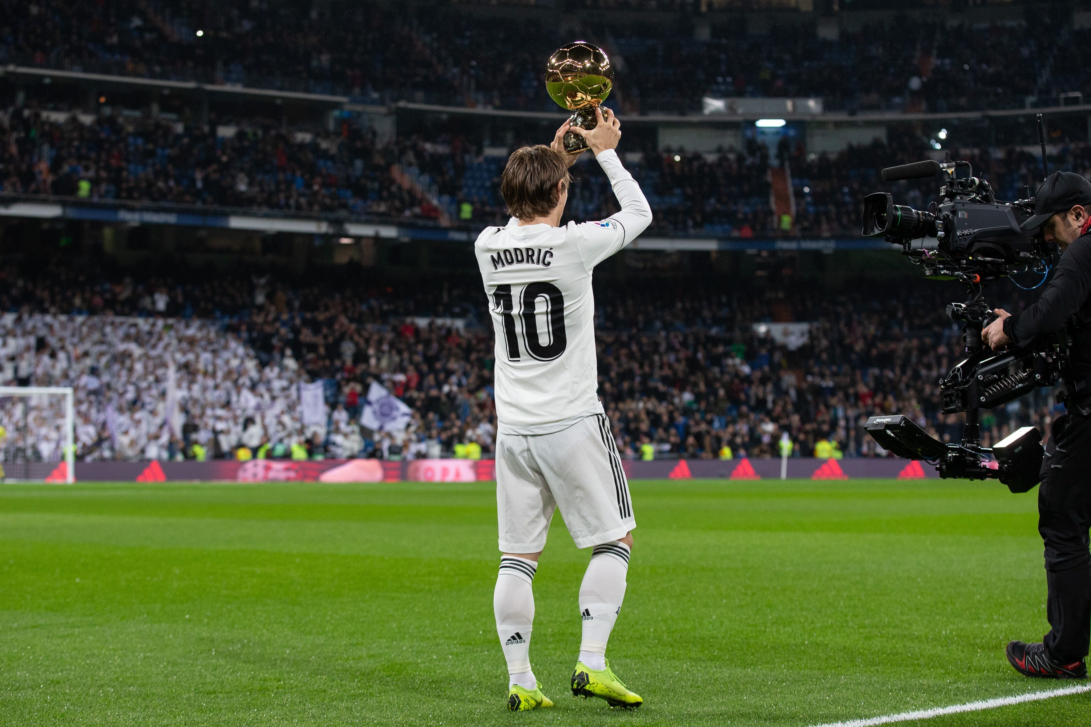 太阳报：雷德克纳普价值500万英镑的住宅遭遇入室盗窃