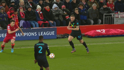 哈兰德百球：左脚71+右脚11，头球11个，其他部位1球