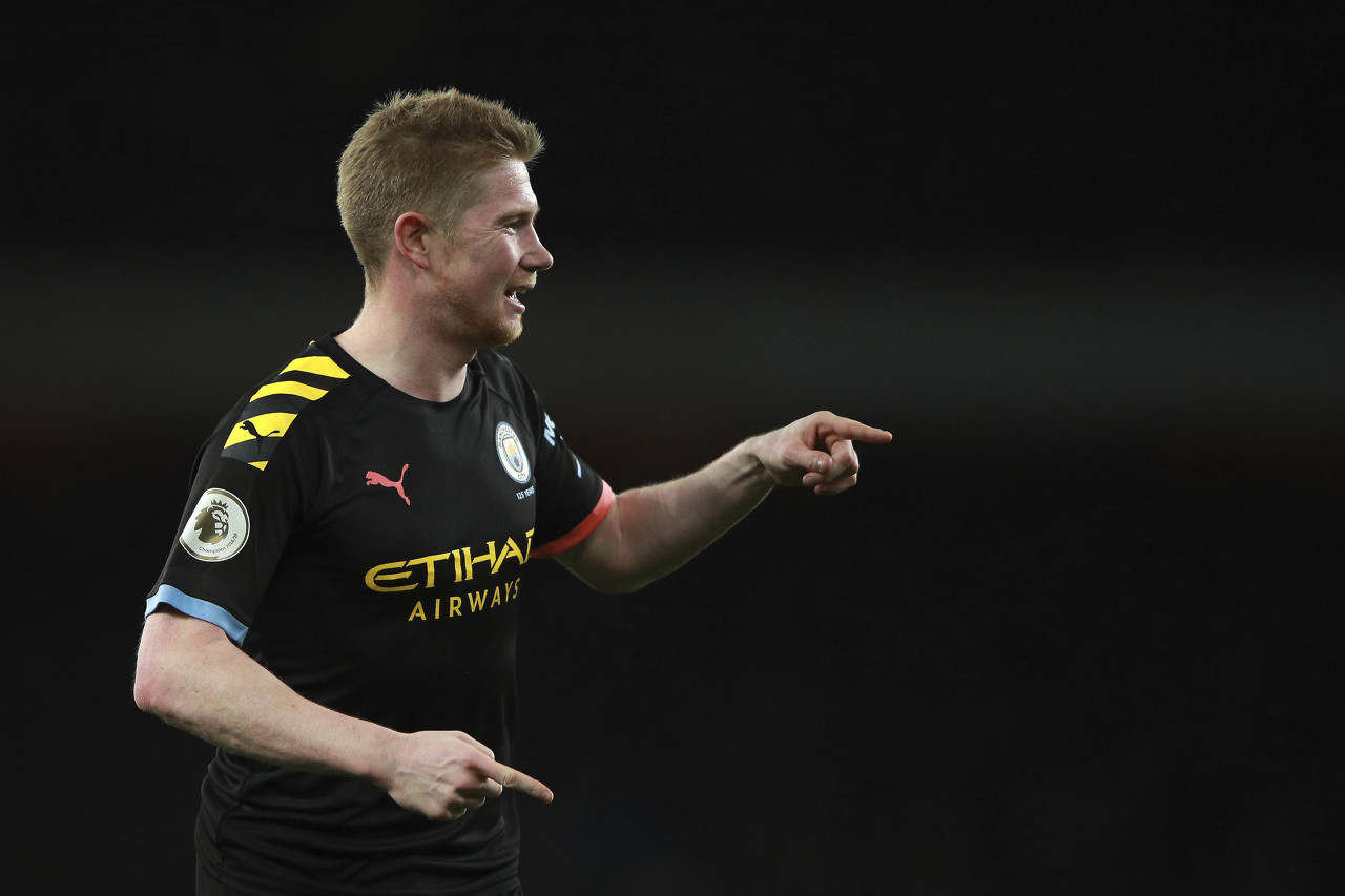 约基奇生涯3次100%命中率砍25+，历史上仅张伯伦更多