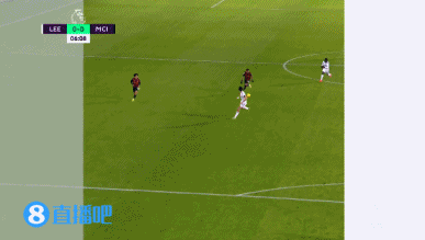 弗里克：拉菲尼亚回归对球队非常利好，我们仍有需要改进之处